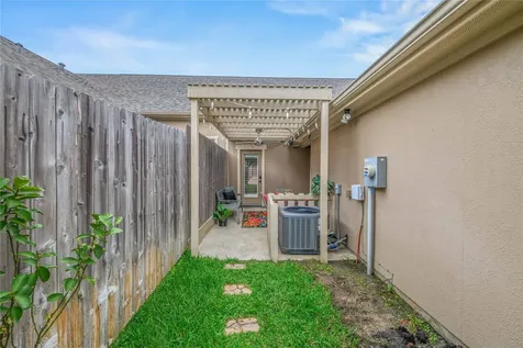 1753 Summit Crossing Lane College Station TX 77845