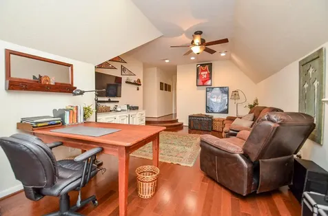 19 Ambleside Crescent Drive Sugar Land TX 77479