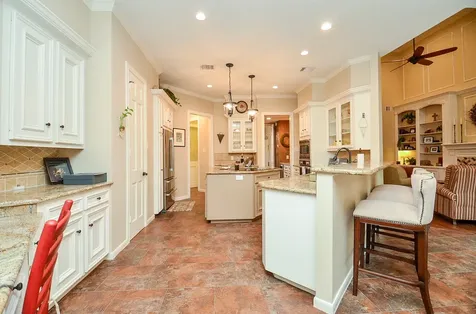 19 Ambleside Crescent Drive Sugar Land TX 77479