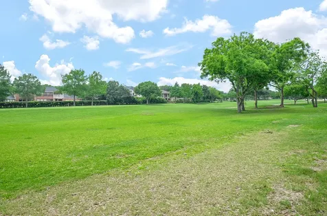 19 Ambleside Crescent Drive Sugar Land TX 77479