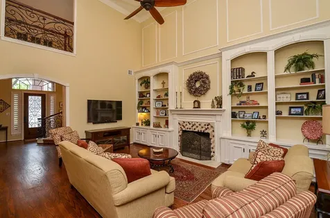 19 Ambleside Crescent Drive Sugar Land TX 77479