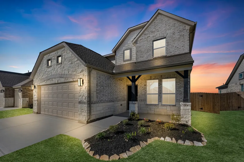 45 Shining Point Drive Waller TX 77484