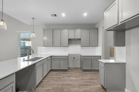 45 Shining Point Drive Waller TX 77484