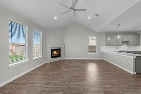 45 Shining Point Drive Waller TX 77484
