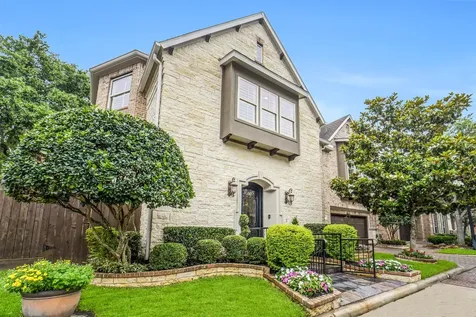18 Windsor Court Houston TX 77055