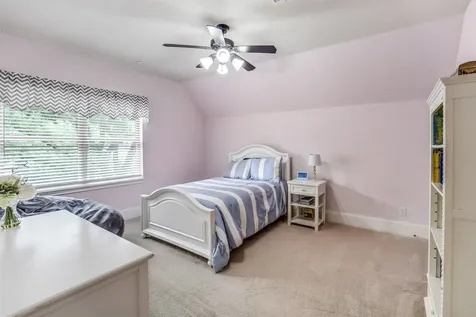 18 Windsor Court Houston TX 77055