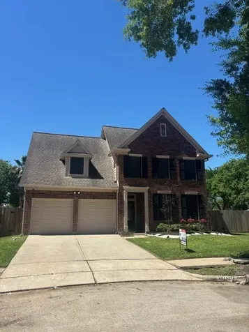 1811 Emerald Lake Court Houston TX 77062