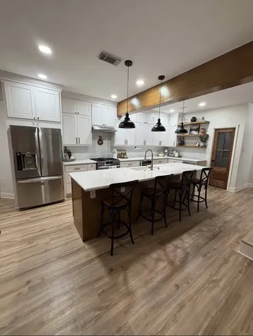 1811 Emerald Lake Court Houston TX 77062