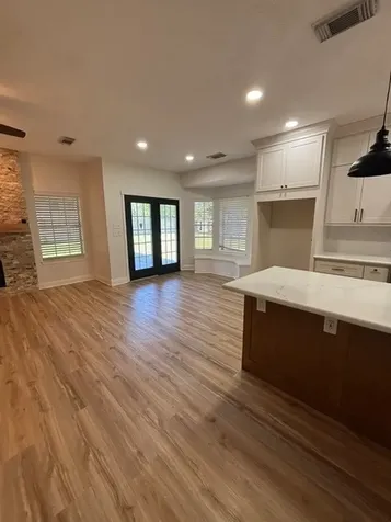 1811 Emerald Lake Court Houston TX 77062