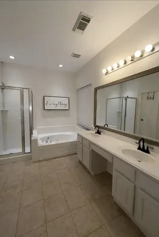 1811 Emerald Lake Court Houston TX 77062