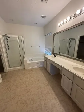 1811 Emerald Lake Court Houston TX 77062