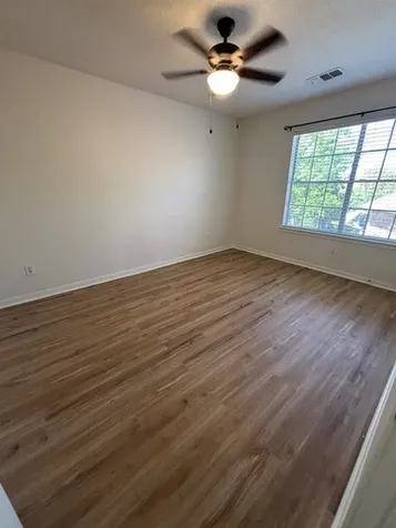 1811 Emerald Lake Court Houston TX 77062