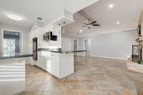 9223 Sandstone Street Houston TX 77036