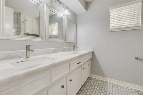 9223 Sandstone Street Houston TX 77036