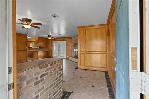 210 Commanche Trail Wallisville TX 77597