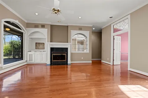 299 Wedgewood Drive Montgomery TX 77356