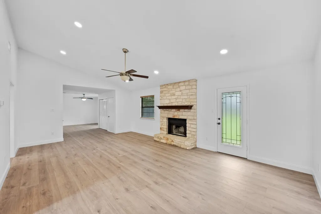 7210 Smokey Hill Road Austin TX 78736