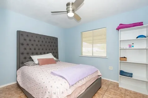 306 Oakhurst Street La Porte TX 77571