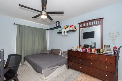306 Oakhurst Street La Porte TX 77571