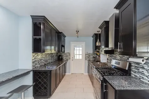 306 Oakhurst Street La Porte TX 77571