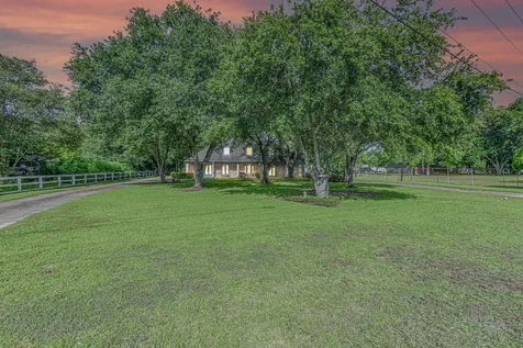 4503 Allen Genoa Road Pasadena TX 77504