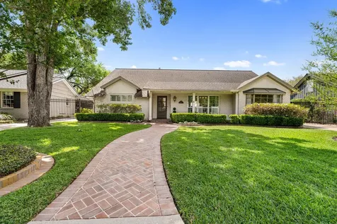 6131 Olympia Drive Houston TX 77057