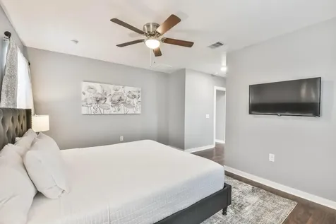 1212 Hamblen Street Houston TX 77009