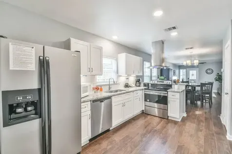 1212 Hamblen Street Houston TX 77009
