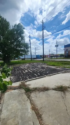 8725 Talton Street Houston TX 77028