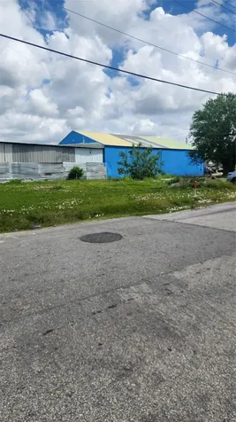8725 Talton Street Houston TX 77028