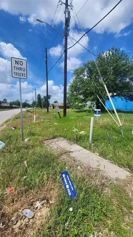 8725 Talton Street Houston TX 77028
