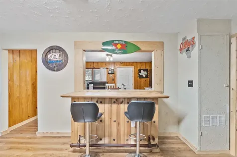 506 Pear Street Edna TX 77957