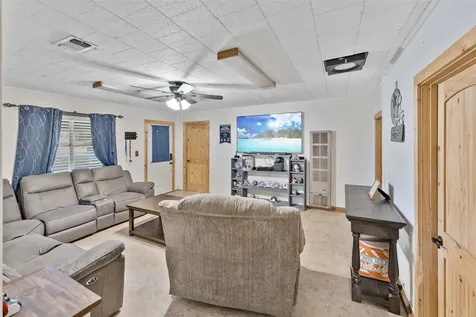 506 Pear Street Edna TX 77957