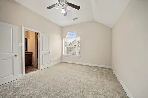 5146 Oasis Park Houston TX 77021