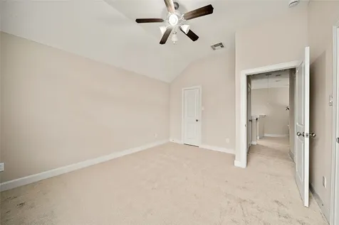 5146 Oasis Park Houston TX 77021