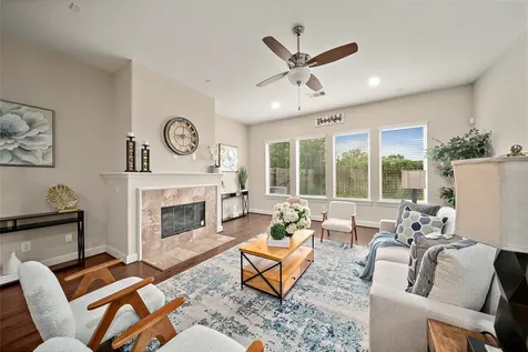 5146 Oasis Park Houston TX 77021