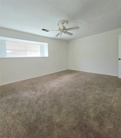 7063 Chasewood Drive Houston TX 77489