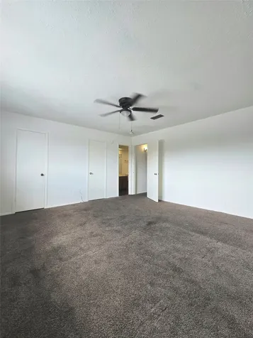 7063 Chasewood Drive Houston TX 77489
