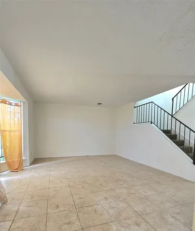 7063 Chasewood Drive Houston TX 77489