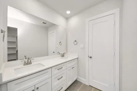 10310 Cabo Del Sol Lane Cleveland TX 77327