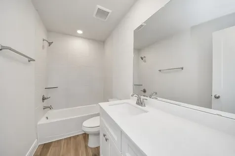 10310 Cabo Del Sol Lane Cleveland TX 77327