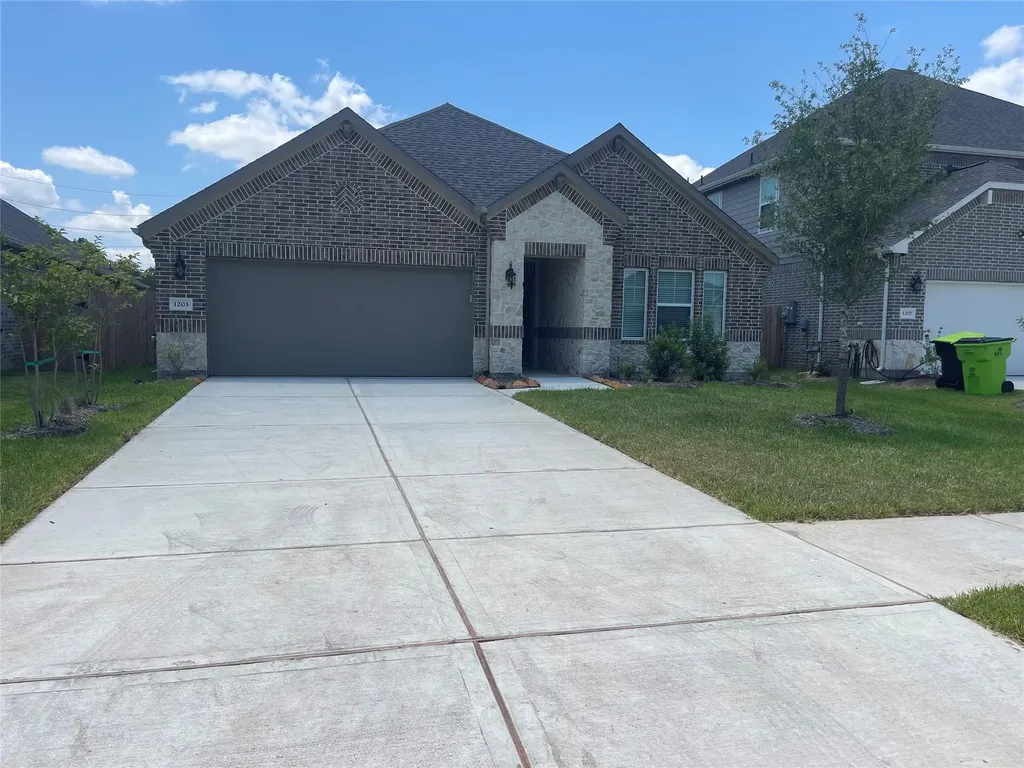 1203 Muscadine Hollow Lane Richmond TX 77406