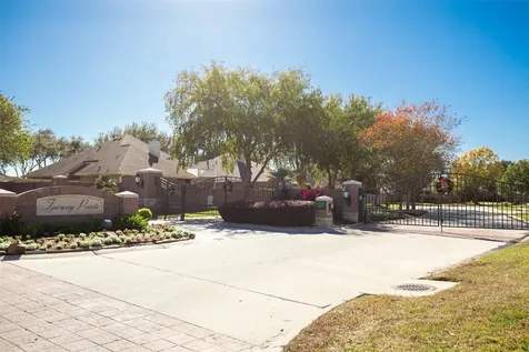 2434 Fairway Pointe Drive League City TX 77573
