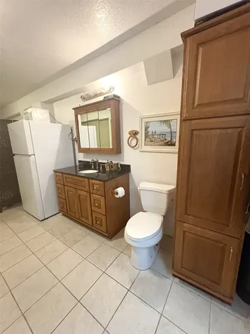 1255 Sailfish Street Bayou Vista TX 77563