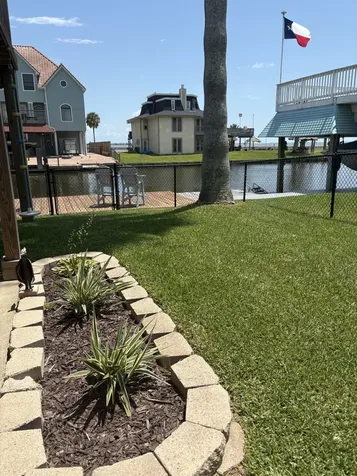 1255 Sailfish Street Bayou Vista TX 77563