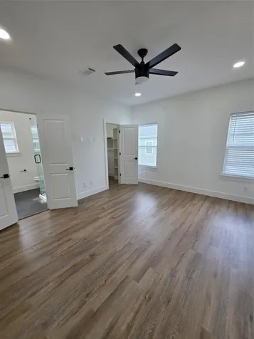 1407 Odd Fellow Street A Conroe TX 77301
