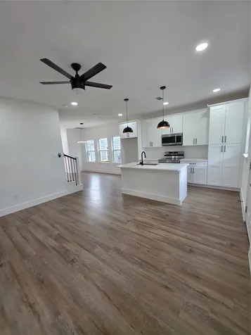 1407 Odd Fellow Street A Conroe TX 77301