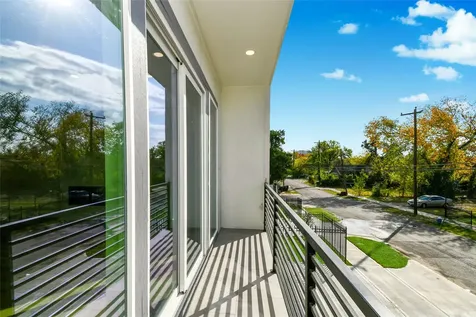 3229 Tuam Street Houston TX 77004