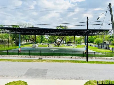 3229 Tuam Street Houston TX 77004