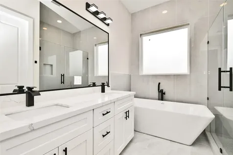 3229 Tuam Street Houston TX 77004